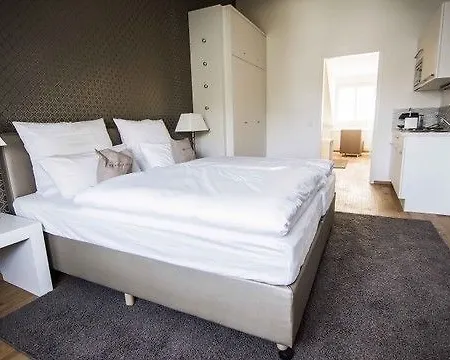 Helvetia Aparthotel 3*