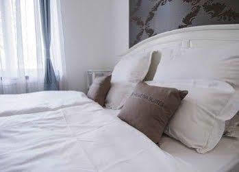 Helvetia Aparthotel 3*